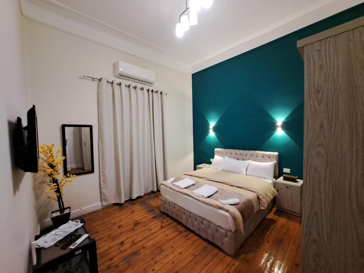 Downtown Family Suites Kaherah Luaran gambar