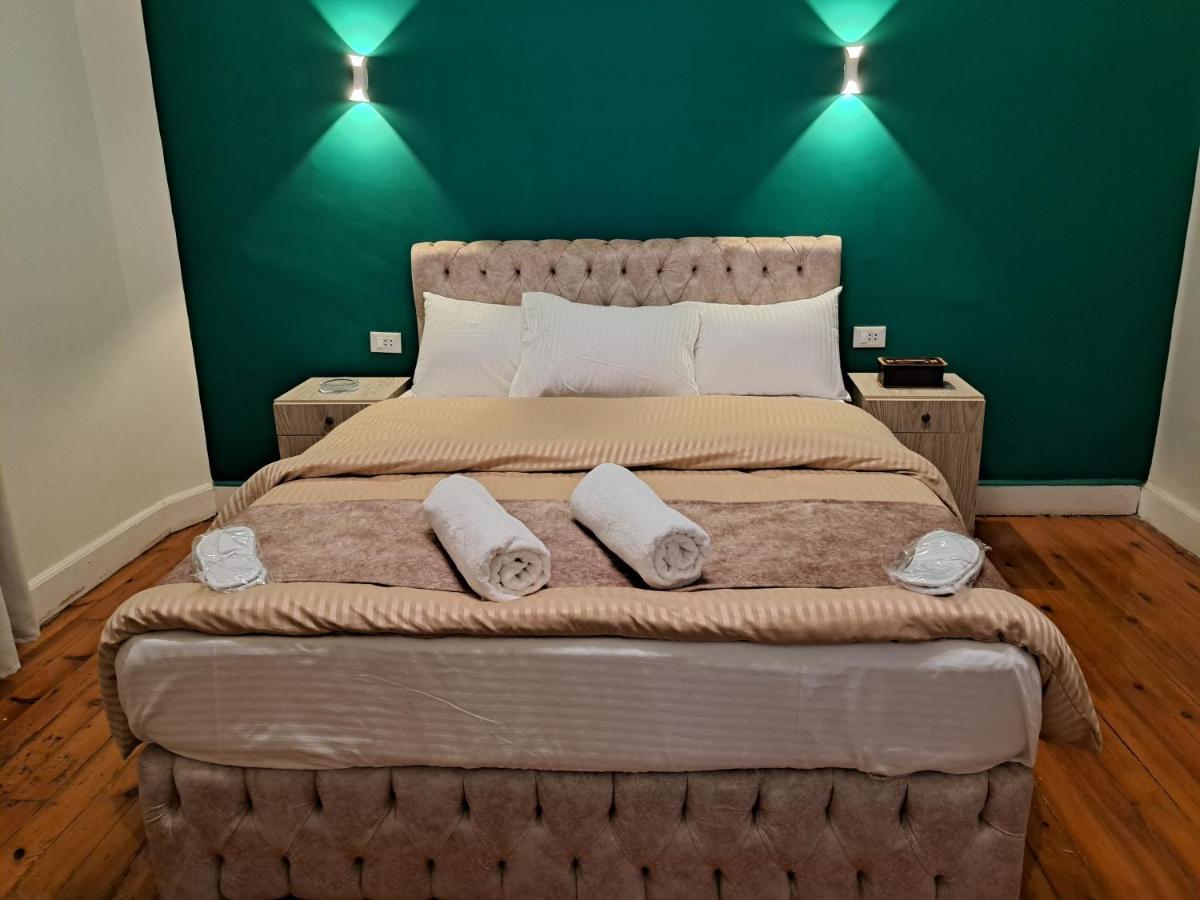 Downtown Family Suites Kaherah Luaran gambar