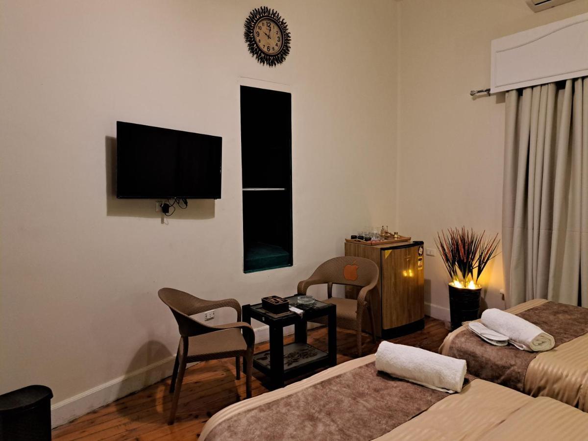 Downtown Family Suites Kaherah Luaran gambar