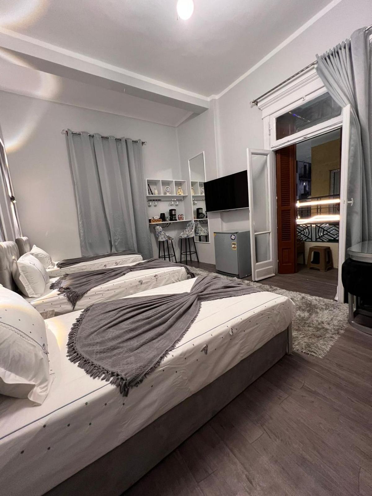 Downtown Family Suites Kaherah Luaran gambar