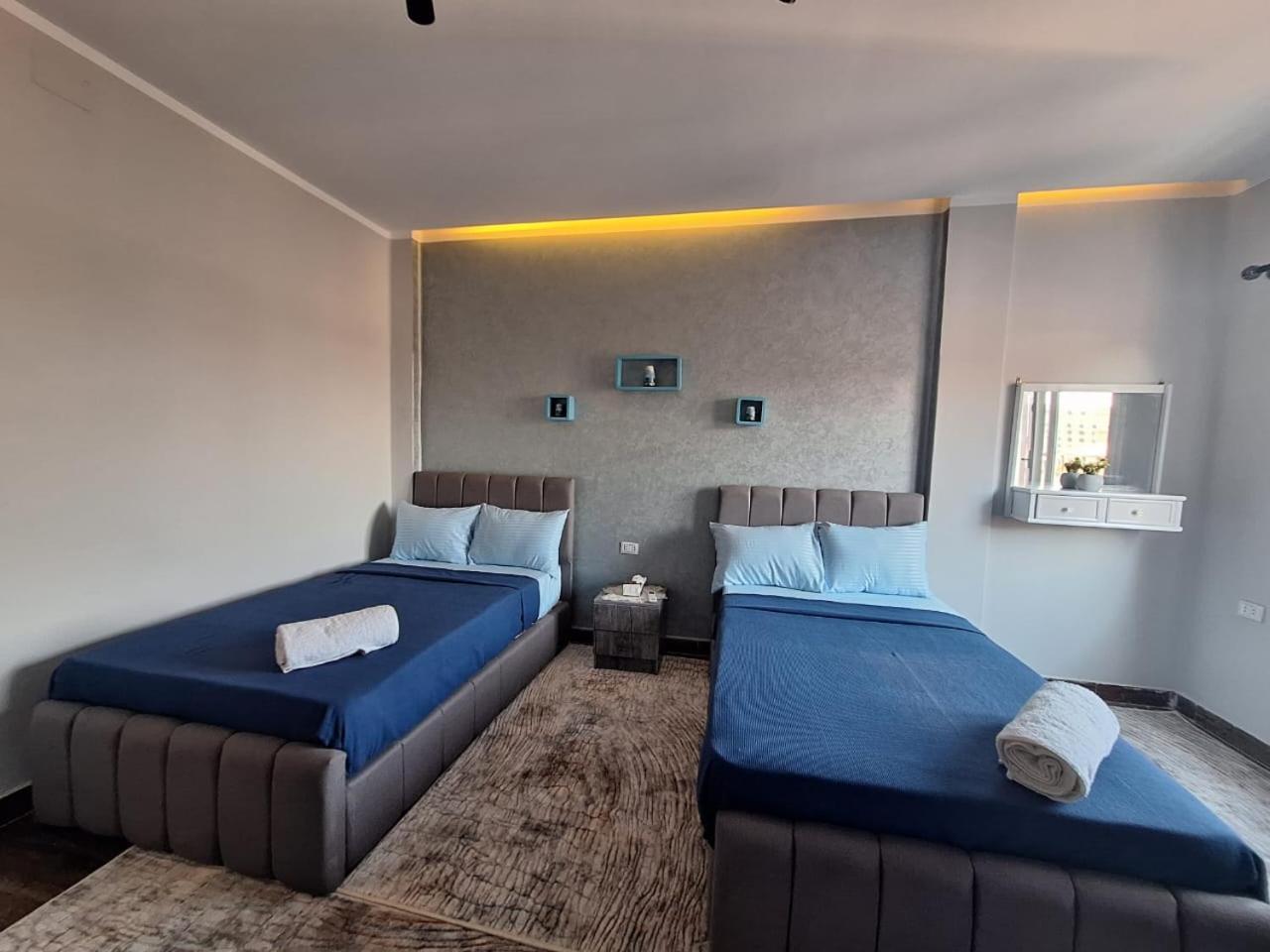 Downtown Family Suites Kaherah Luaran gambar